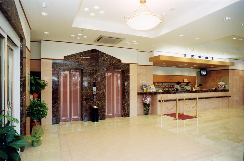 Toyoko Inn Tokyo Haneda Airport No.1 Екстериор снимка